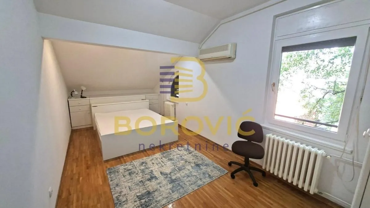 Rent, apartment, 220m², Savski Venac, Beograd