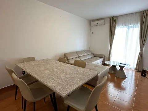 Rent, three bedroom apartment, 120m², Prijevor, Budva - image 11