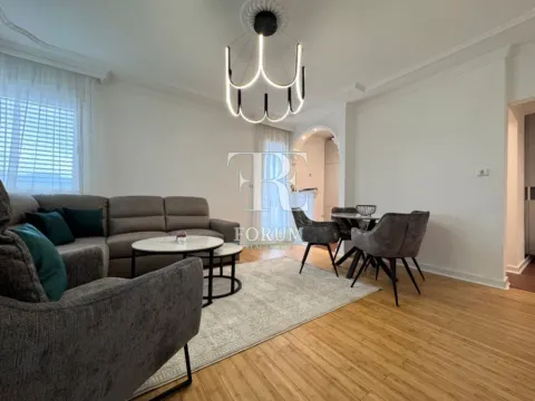 Izdavanje, trosoban stan, 85m², Krivi Most, Podgorica - image 4