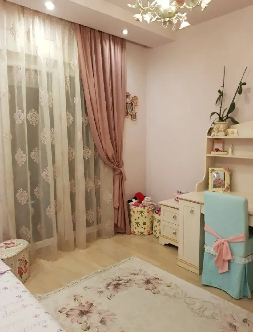 Rent, three bedroom apartment, 100m², City Kvart, Podgorica