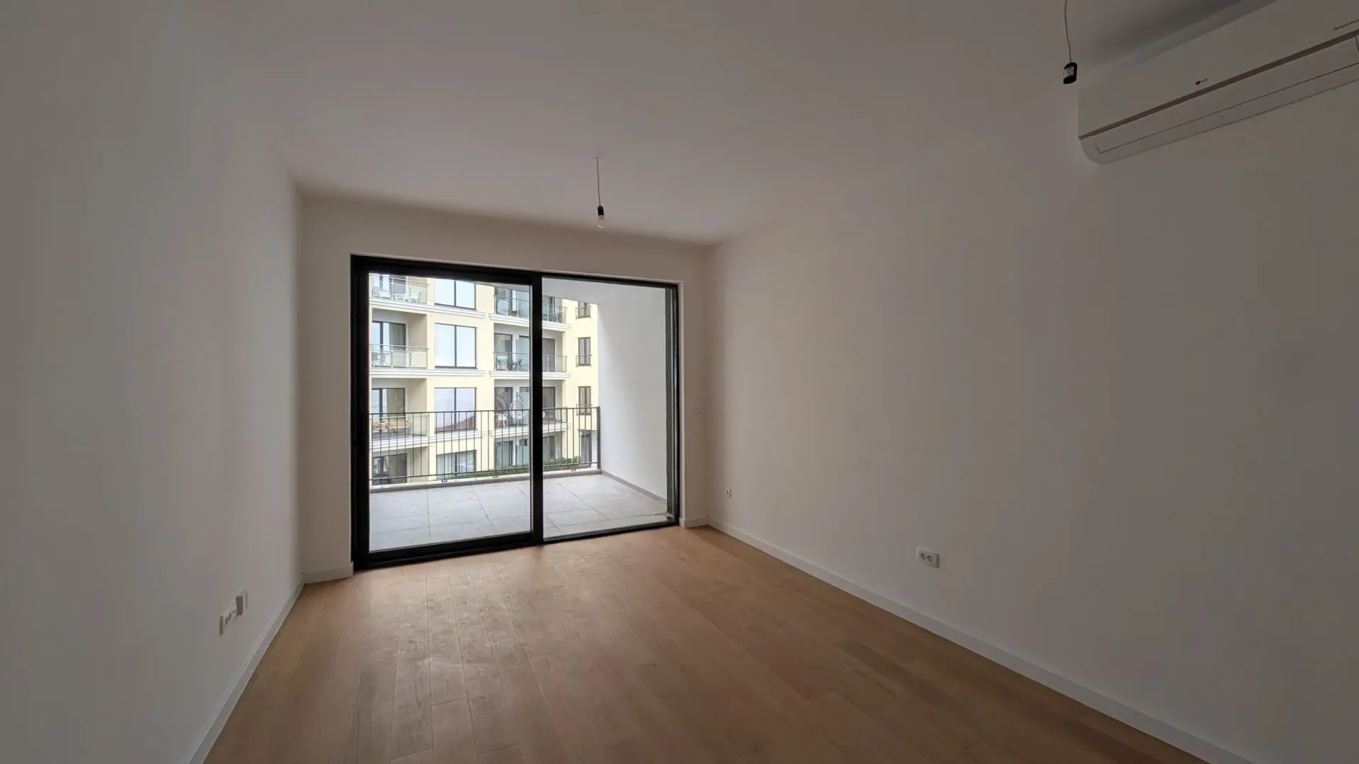 Sale, two bedroom apartment, 58m², Bečići, Budva