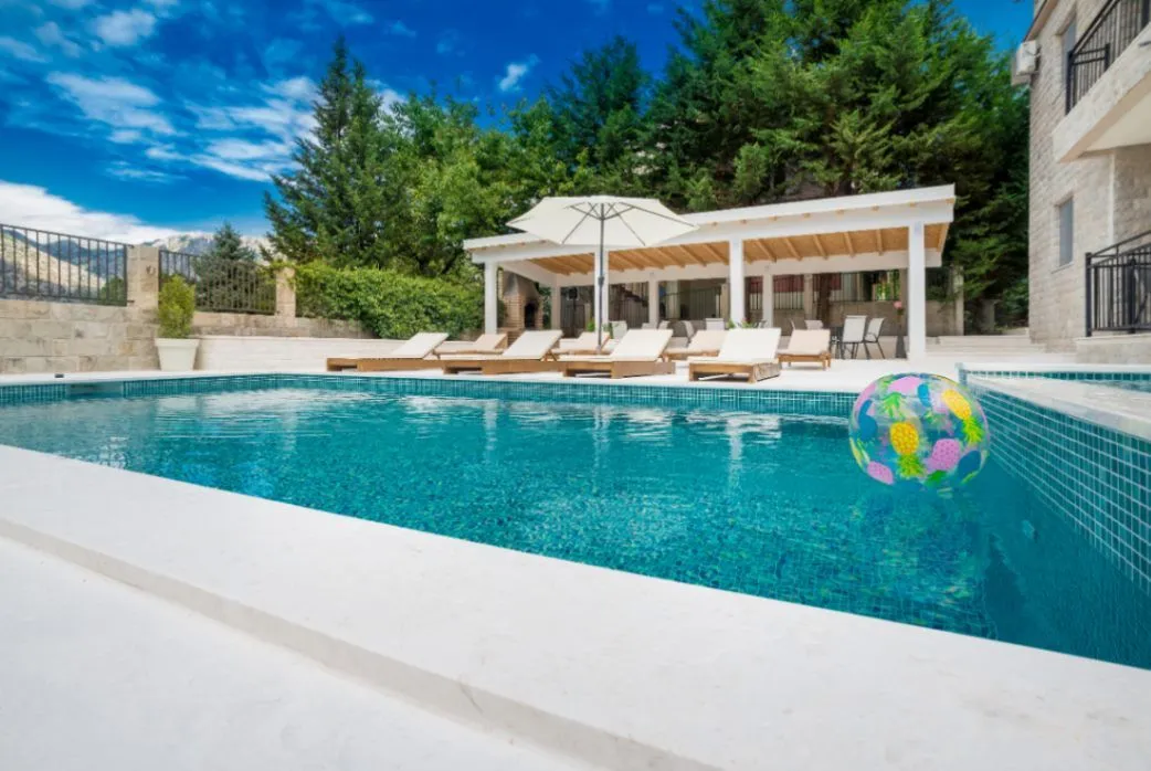 Prodaja, kuća, 240m², Donji Stoliv, Kotor