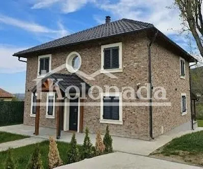 Prodaja, kuća, 184m², Nemenikuće, Sopot