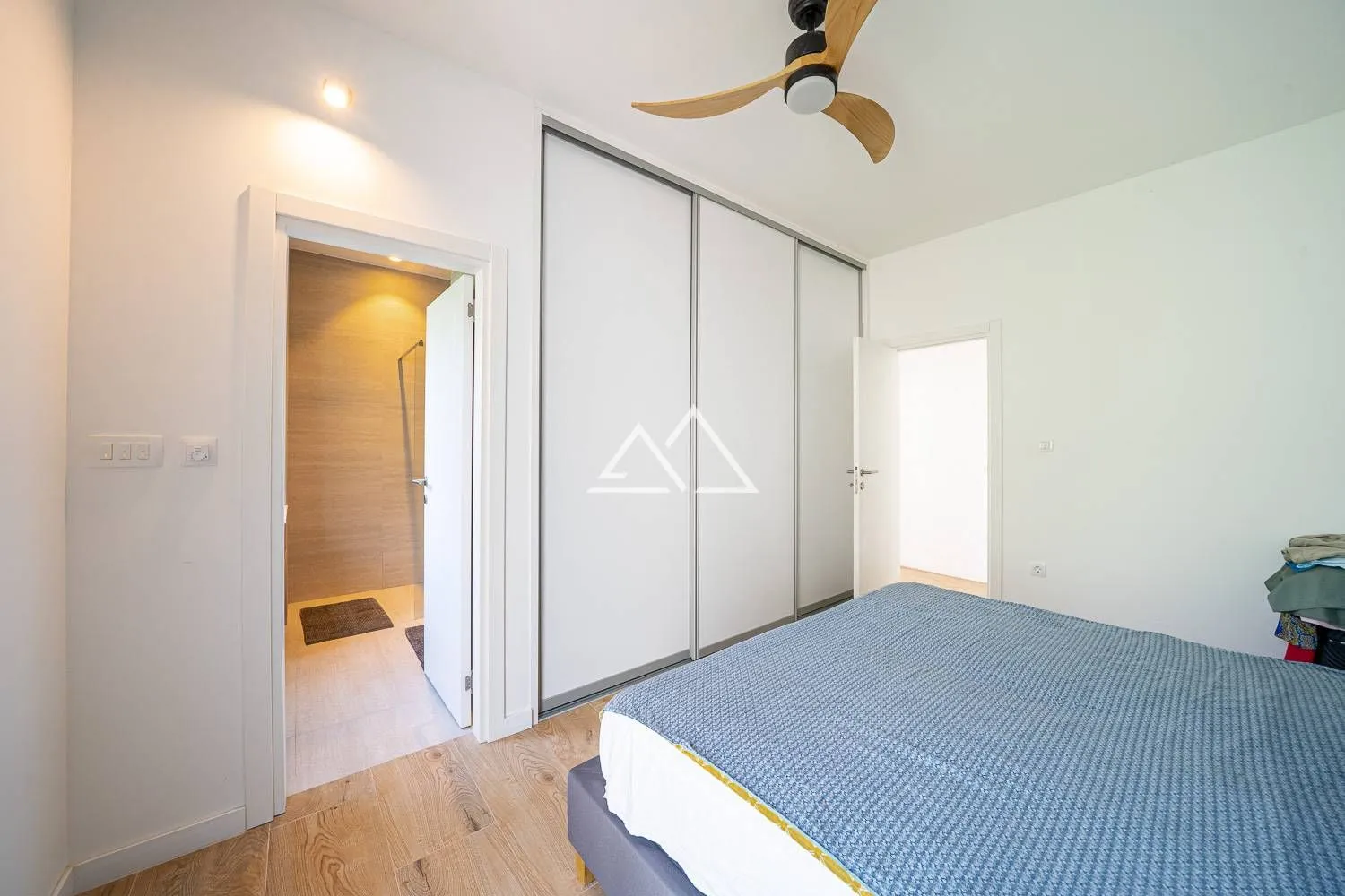 Prodaja, kuća, 220m², Tivat, Crna Gora