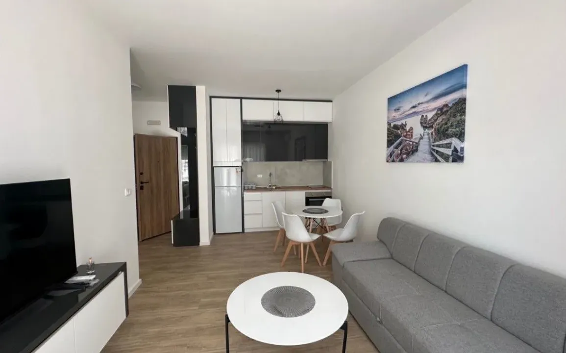 Izdavanje, jednosoban stan, 40m², Ulcinj, Crna Gora