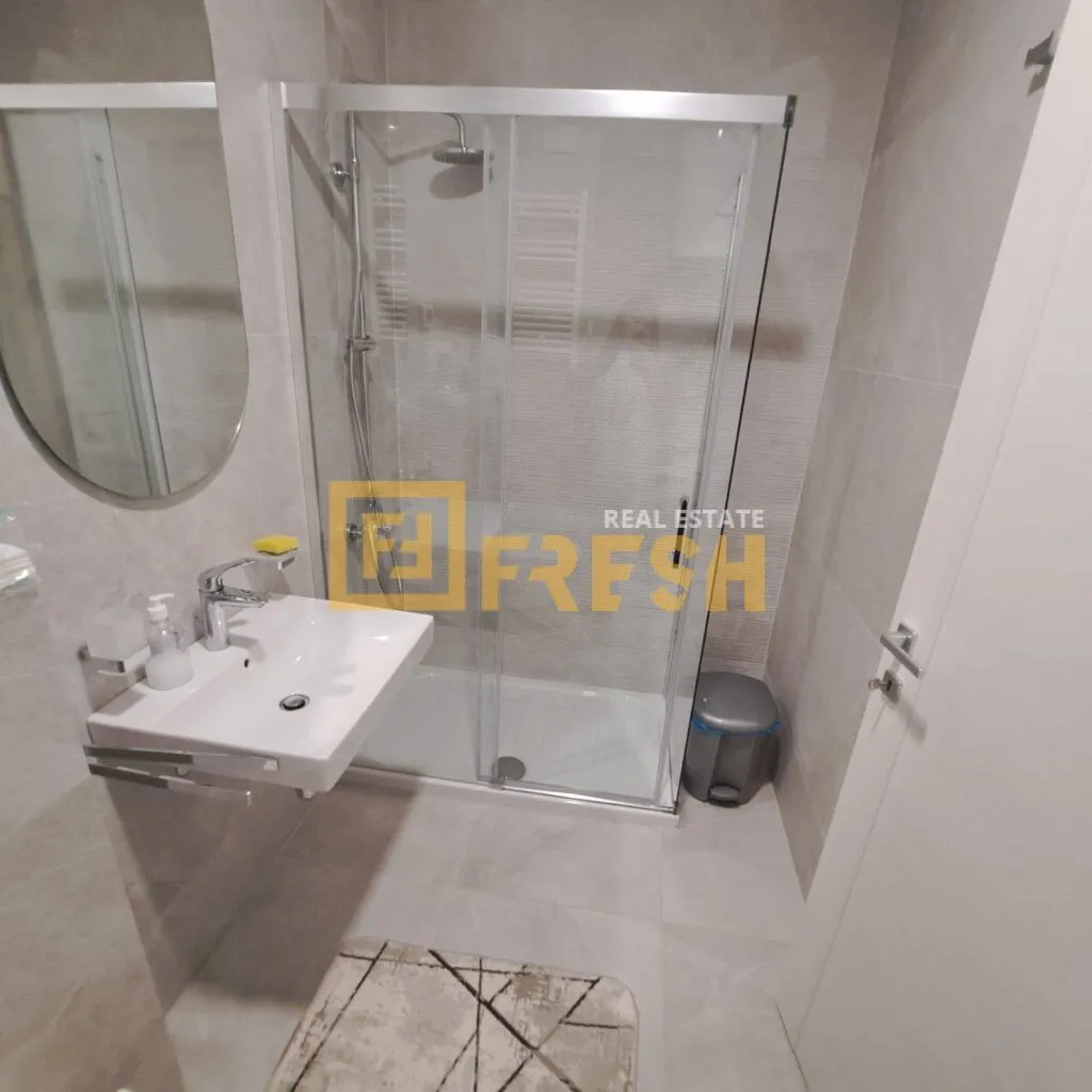 Izdavanje, jednosoban stan, 46m², City Kvart, Podgorica