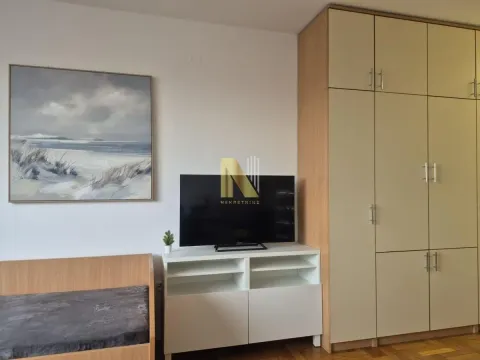 Izdavanje, garsonjera, 26m², Grbavica, Novi Sad Sve Podlokacije - image 8