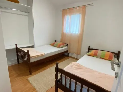 Rent, three bedroom apartment, 90m², Gradiošnica, Tivat - image 5