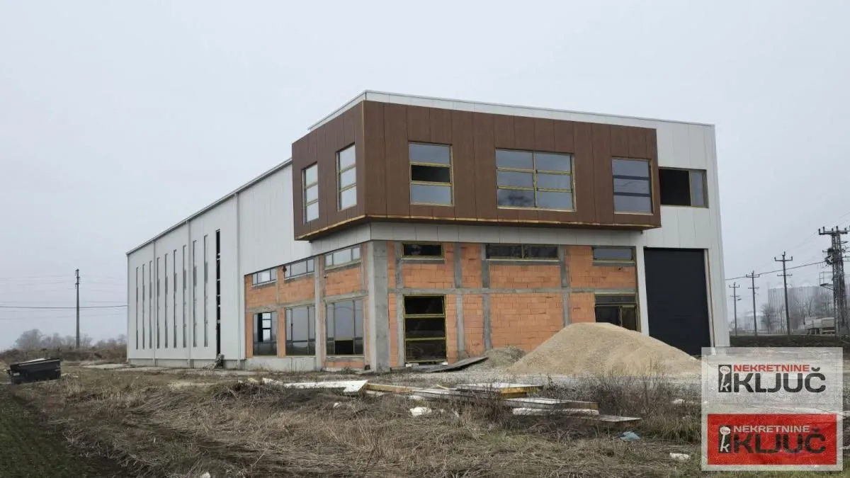 Rent, office space, 1220m², Čenej, Novi Sad Sve Podlokacije