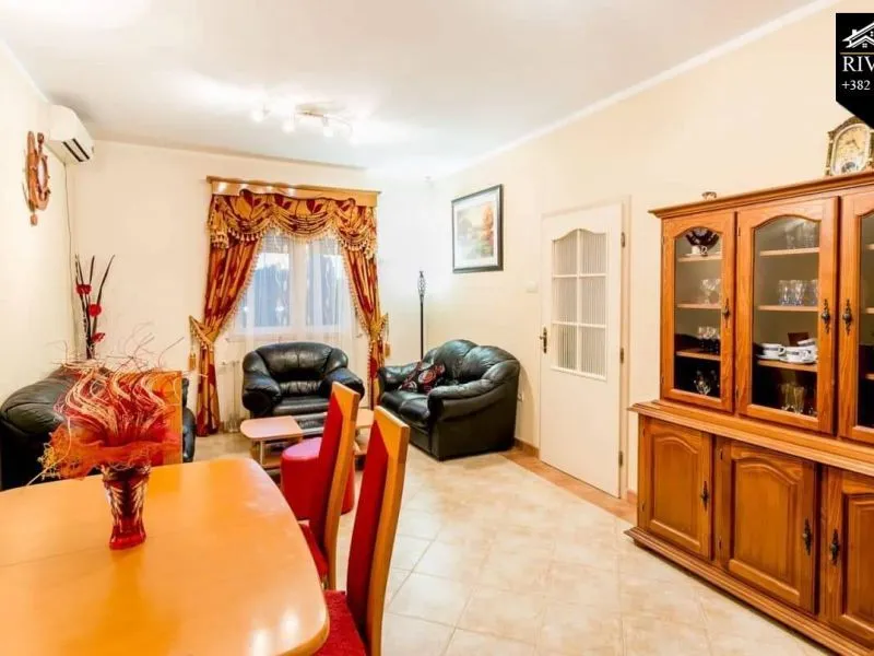 Prodaja, kuća, 380m², Podi, Herceg Novi