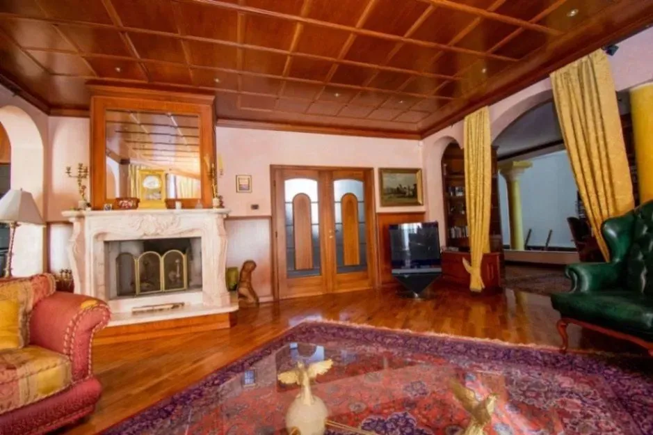 Sale, house, 800m², Podgorica, Crna Gora