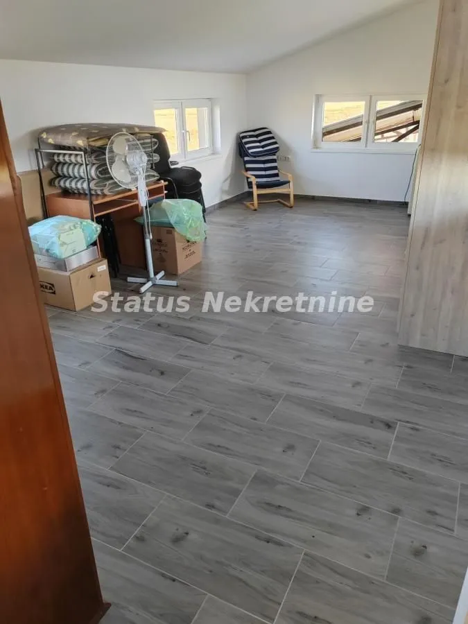 Rent, office space, 528m², Rumenka, Novi Sad Sve Podlokacije