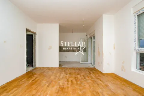 Sale, two bedroom apartment, 63m², Zelenika, Podgorica - image 4