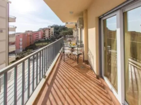 Rent, two bedroom apartment, 81m², Petrovac, Budva - image 9
