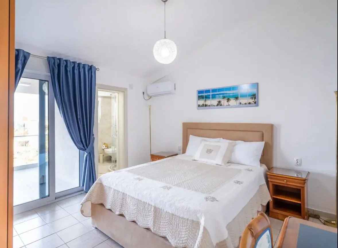 Rent, house, 300m², Ratac, Bar