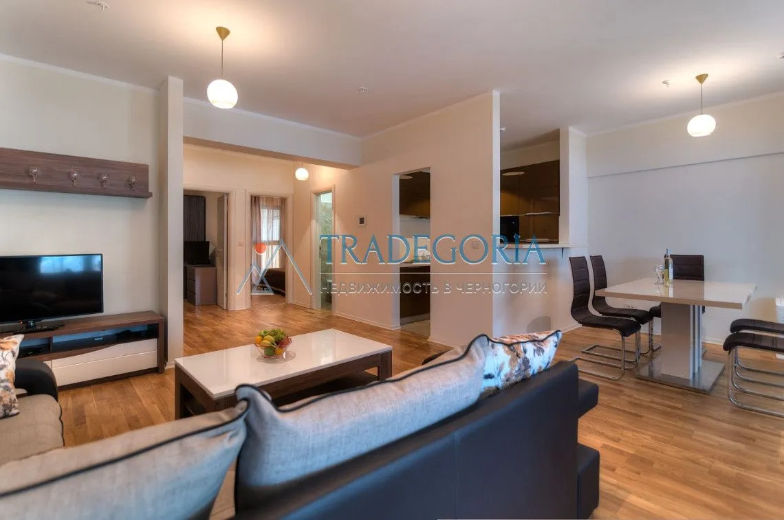 Prodaja, dvosoban stan, 82m², Budva, Crna Gora
