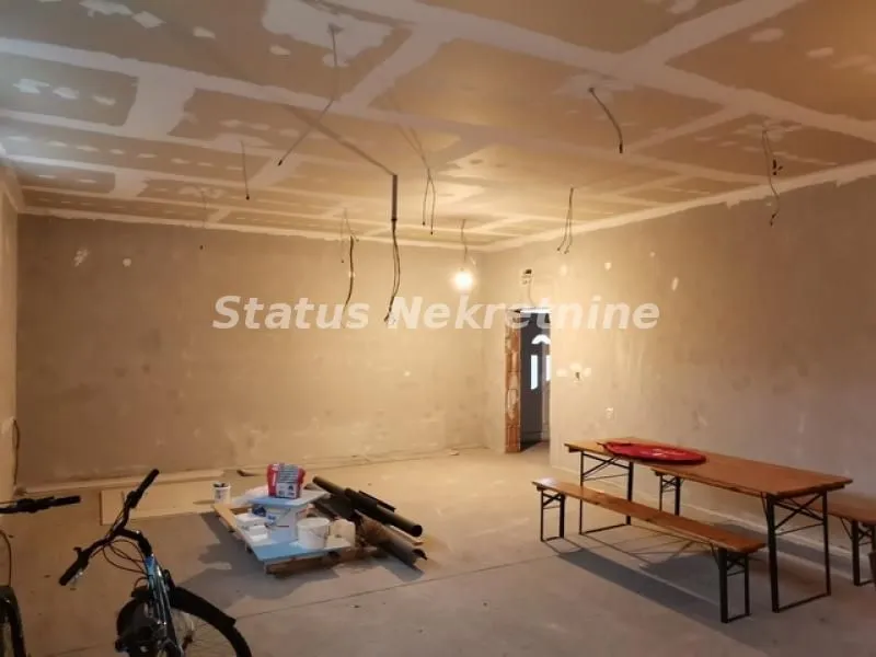 Sale, house, 860m², Banja Vrdnik, Irig
