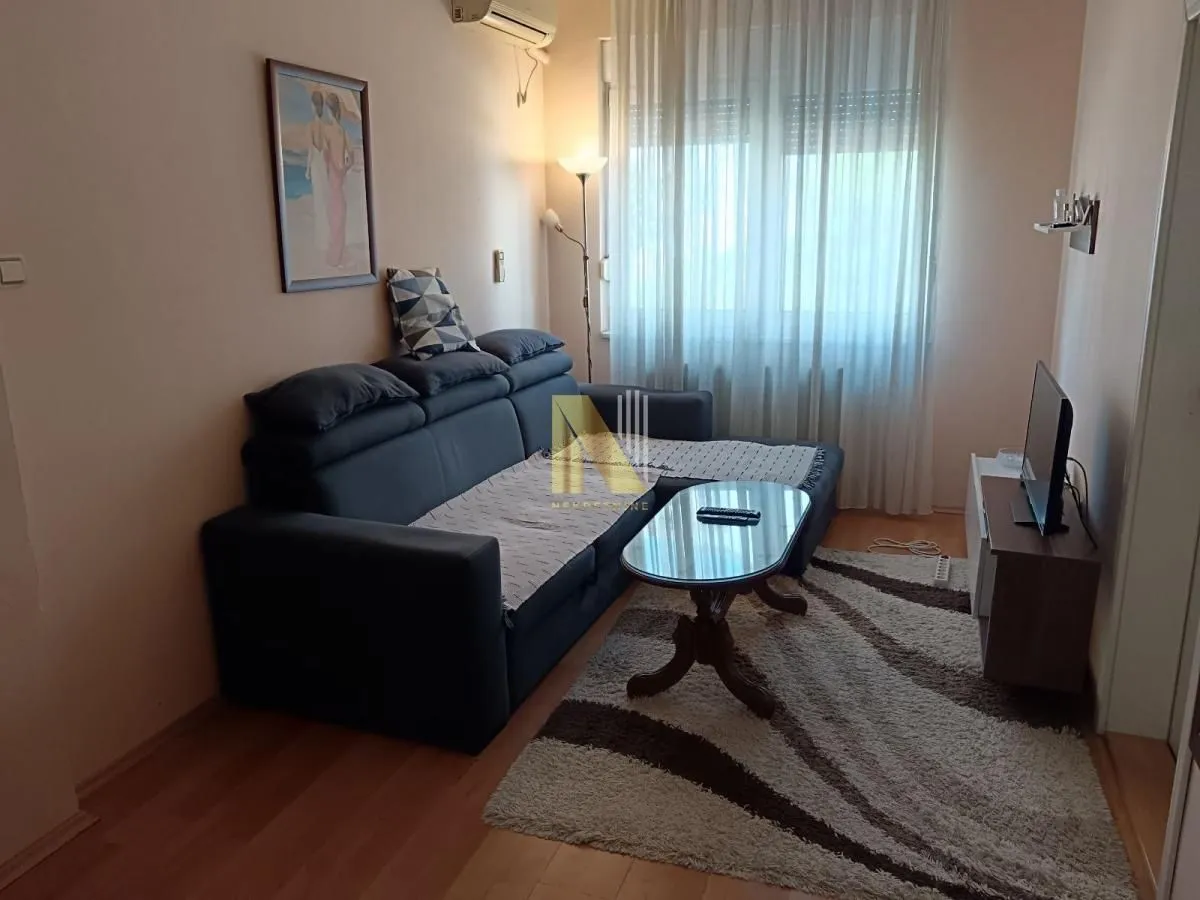 Rent, three bedroom apartment, 58m², Bulevar Oslobodjenja, Novi Sad Sve Podlokacije