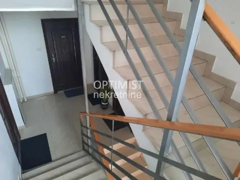 Rent, one bedroom apartment, 41m², Višnjička Banja, Palilula Sve Podlokacije - image 10