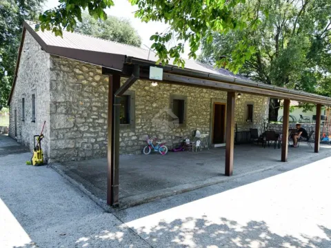 Izdavanje, kuća, 130m², Martinići, Danilovgrad - image 6