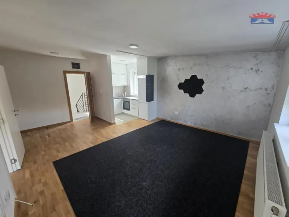 Izdavanje, dvosoban stan, 42m², Telep, Novi Sad Sve Podlokacije