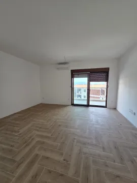 Prodaja, dvosoban stan, 70m², Kava, Tivat - image 4