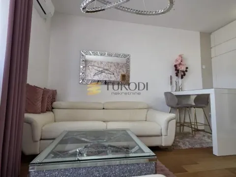 Prodaja, jednosoban stan, 34m², Centar, Novi Sad - image 9