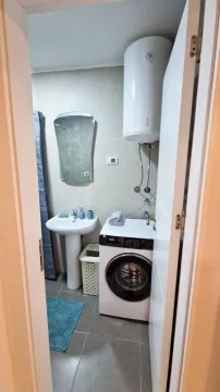 Izdavanje, jednosoban stan, 47m², Podgorica, Crna Gora - image 2