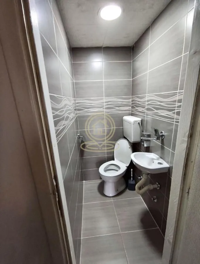 Prodaja, četvorosoban stan, 79m², Palilula, Niš