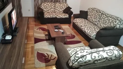 Rent, one bedroom apartment, 50m², Stari Aerodrom, Podgorica - image 5