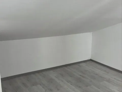 Prodaja, trosoban stan, 76m², Karaburma, Palilula Sve Podlokacije - image 16