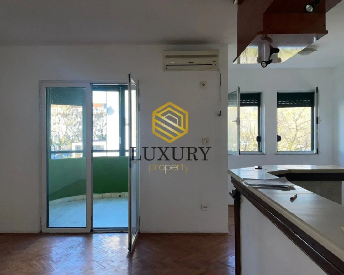 Prodaja, jednosoban stan, 52m², Stari Aerodrom, Podgorica