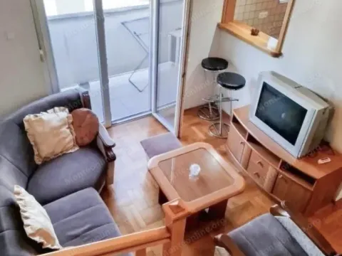 Prodaja, jednosoban stan, 50m², Zabjelo, Podgorica - image 2