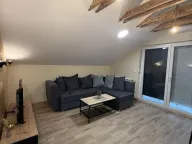 Izdavanje, trosoban stan, 90m², Mali Mokri Lug, Zvezdara Sve Podlokacije - image 2