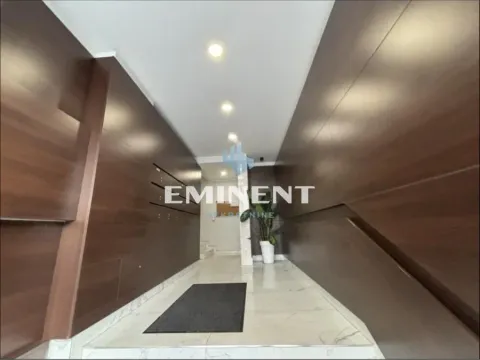 Izdavanje, trosoban stan, 73m², Kalenić Pijaca, Vračar Sve Podlokacije - image 12