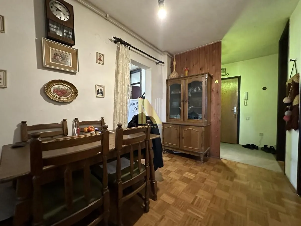 Sale, three bedroom apartment, 71m², Bulevar Oslobodjenja, Novi Sad Sve Podlokacije