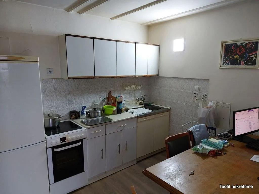 Prodaja, jednosoban stan, 32m², Zemun Save Kovačevića, Zemun Sve Podlokacije