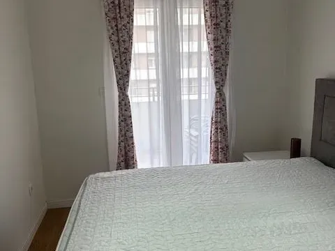 Rent, one bedroom apartment, 49m², Central Point, Podgorica - image 2