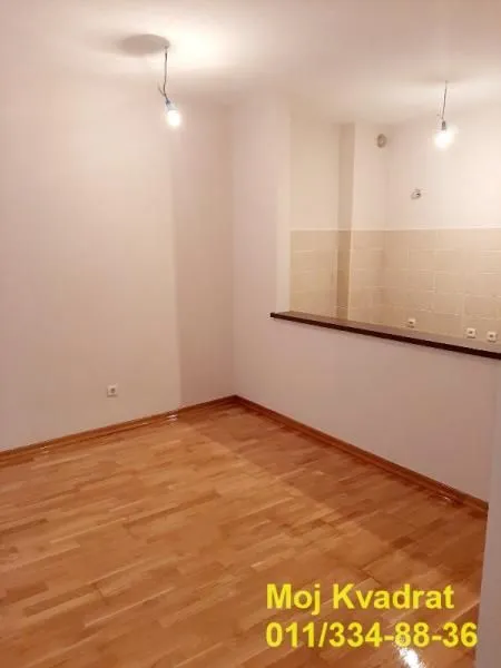 Prodaja, dvosoban stan, 81m², Vračar Hram, Vračar Sve Podlokacije