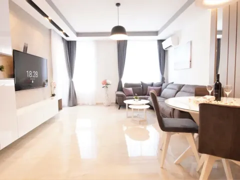 Rent, one bedroom apartment, 46m², Budva, Crna Gora - image 4