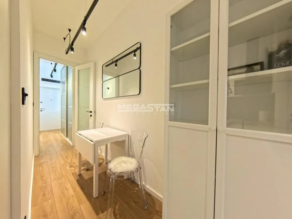 Rent, one bedroom apartment, 30m², Stari Grad, Beograd