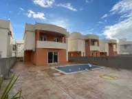 Prodaja, kuća, 170m², Dobre Vode, Bar - image 4