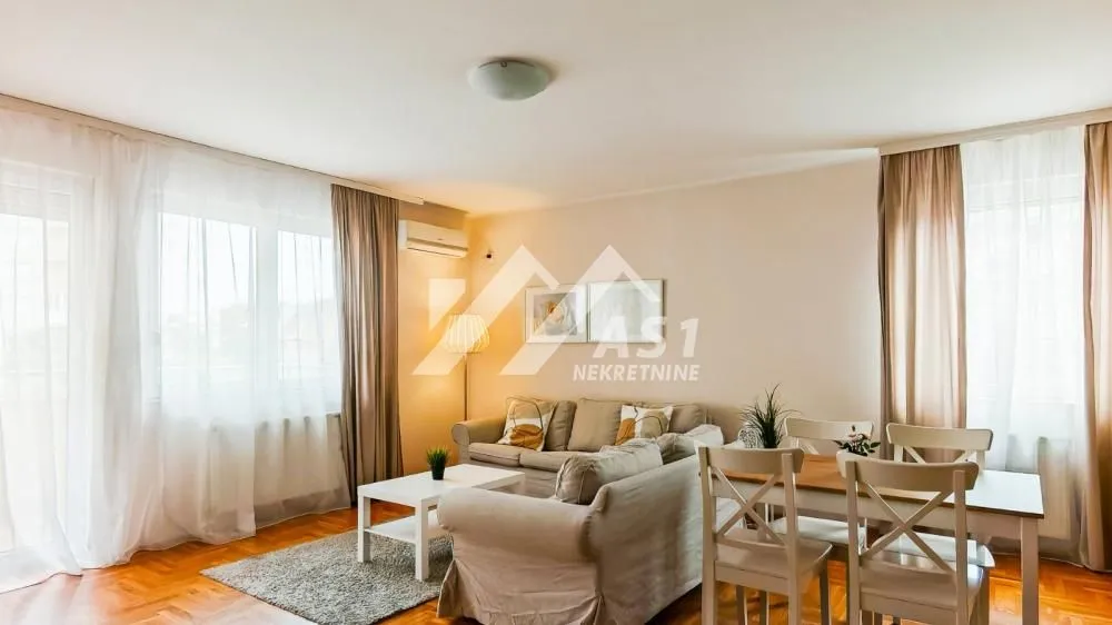 Izdavanje, trosoban stan, 65m², Socijalno, Novi Sad Sve Podlokacije