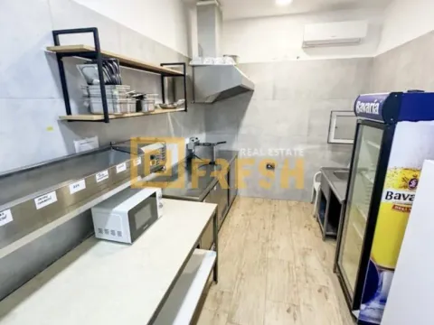 Izdavanje, poslovni prostor, 50m², Pobrežje, Podgorica - image 6