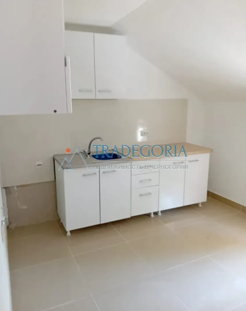 Prodaja, kuća, 170m², Sutomore, Bar