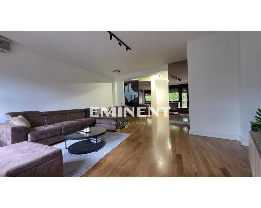 Rent, three bedroom apartment, 111m², Neimar, Vračar Sve Podlokacije