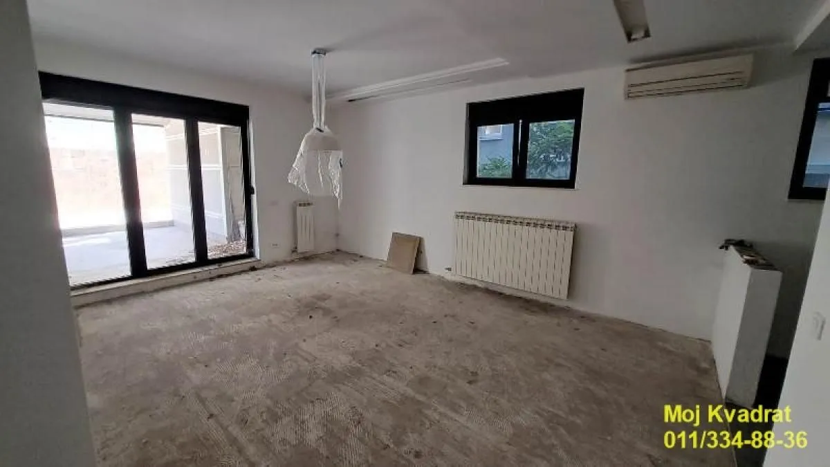 Prodaja, trosoban stan, 70m², Voždovačka Crkva, Voždovac Sve Podlokacije