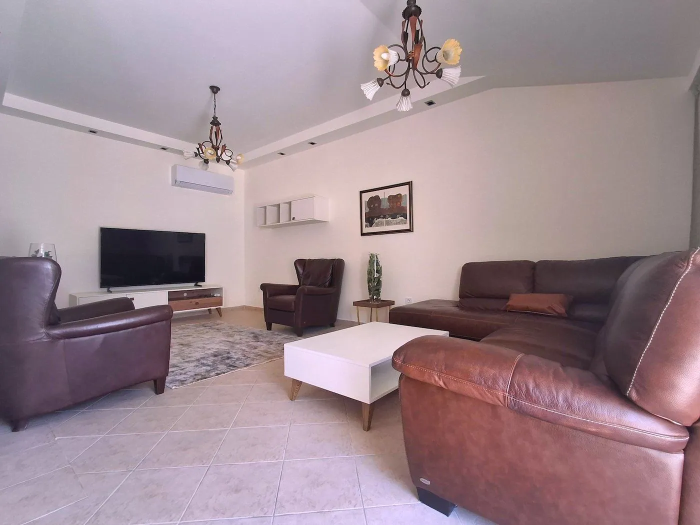 Izdavanje, stan, 115m², Momišići, Podgorica