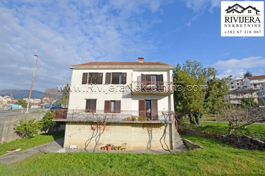 Prodaja, kuća, 270m², Igalo, Herceg Novi