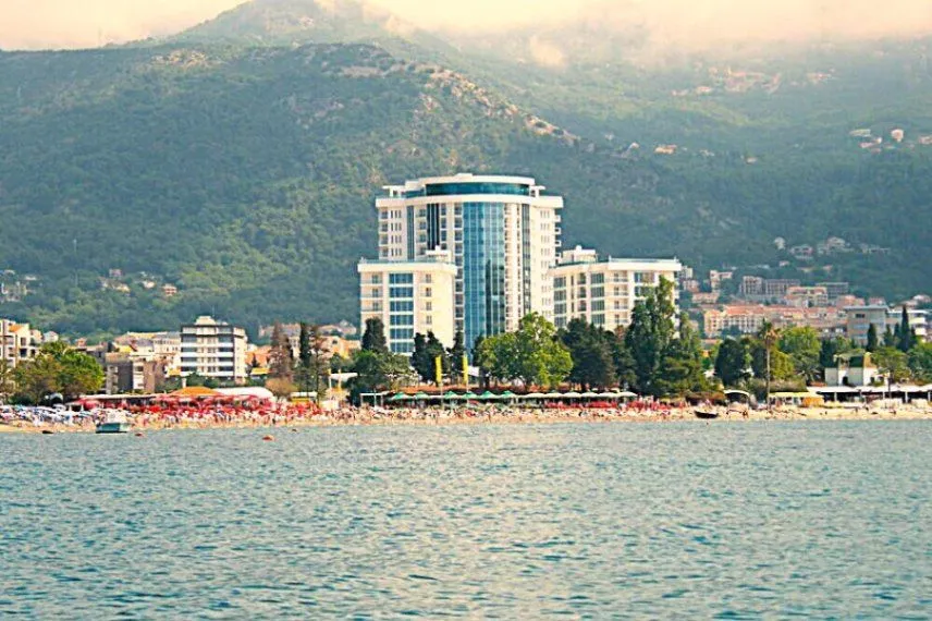 Rent, one bedroom apartment, 54m², Slovenska Plaža, Budva